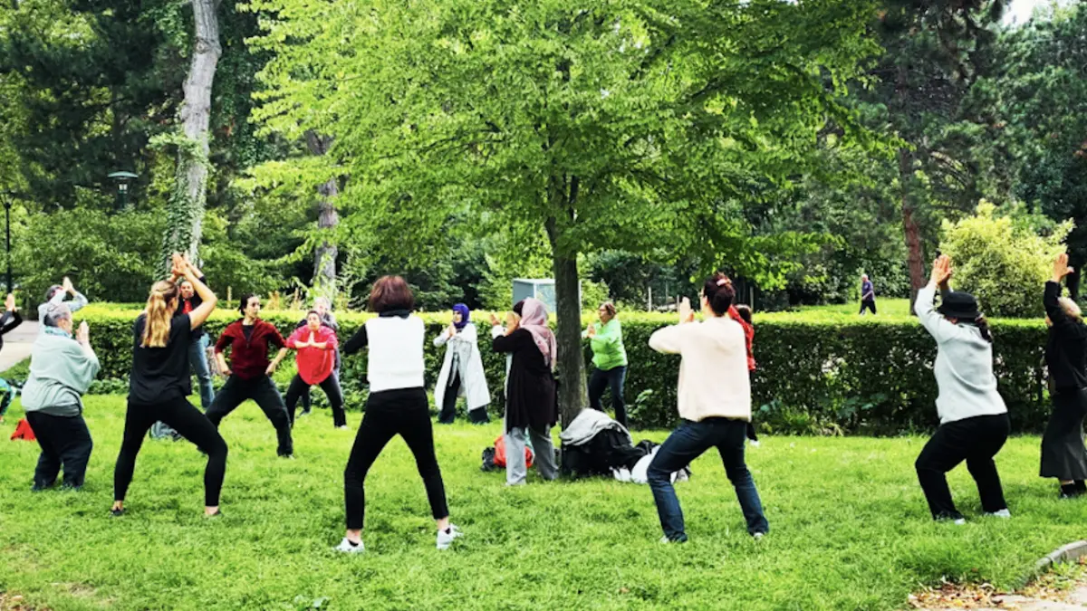 Gym douce en plein air pour les femmes – Paris 20ᵉ