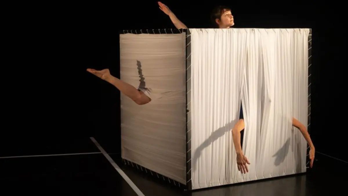 CARREMENT CUBE