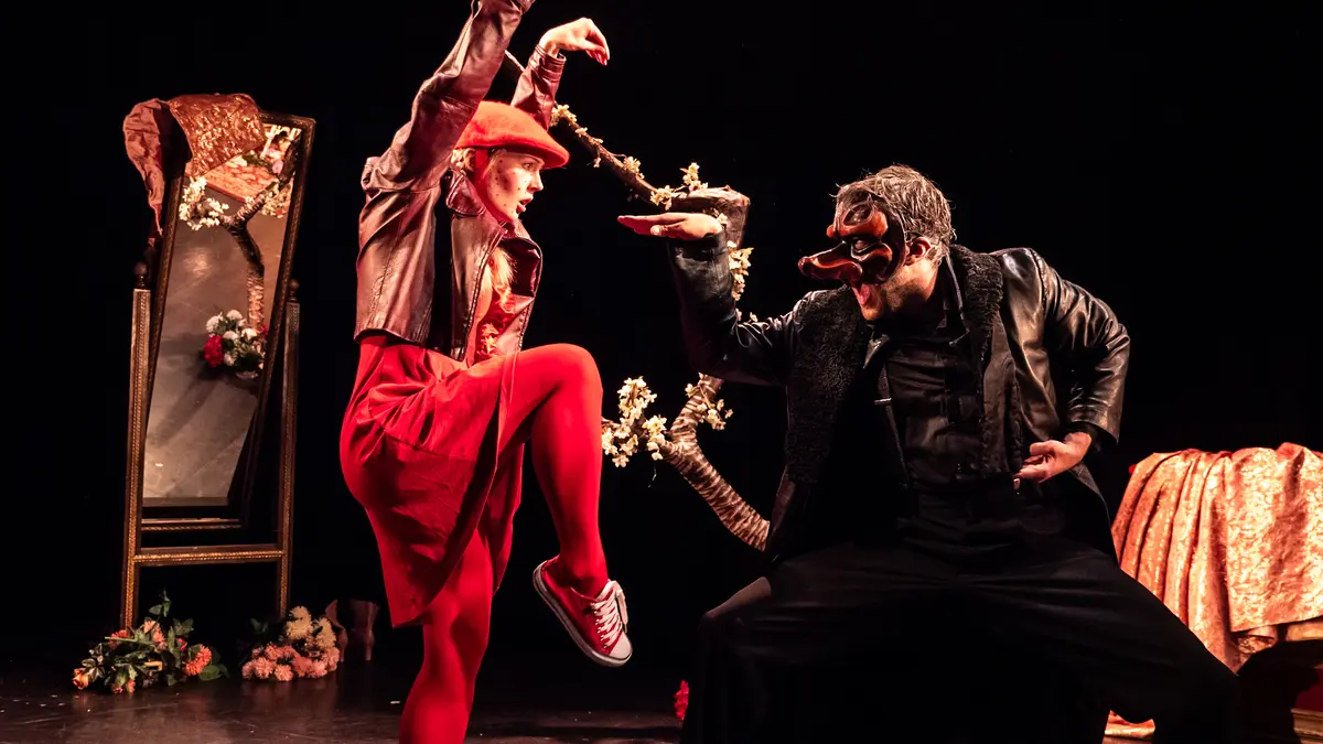 Le conte du Petit chaperon rouge adapté au Théâtre