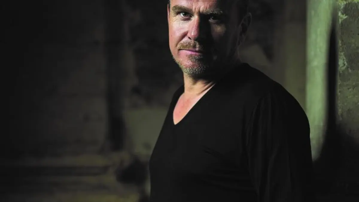 RÉGIS HUBY SOLO