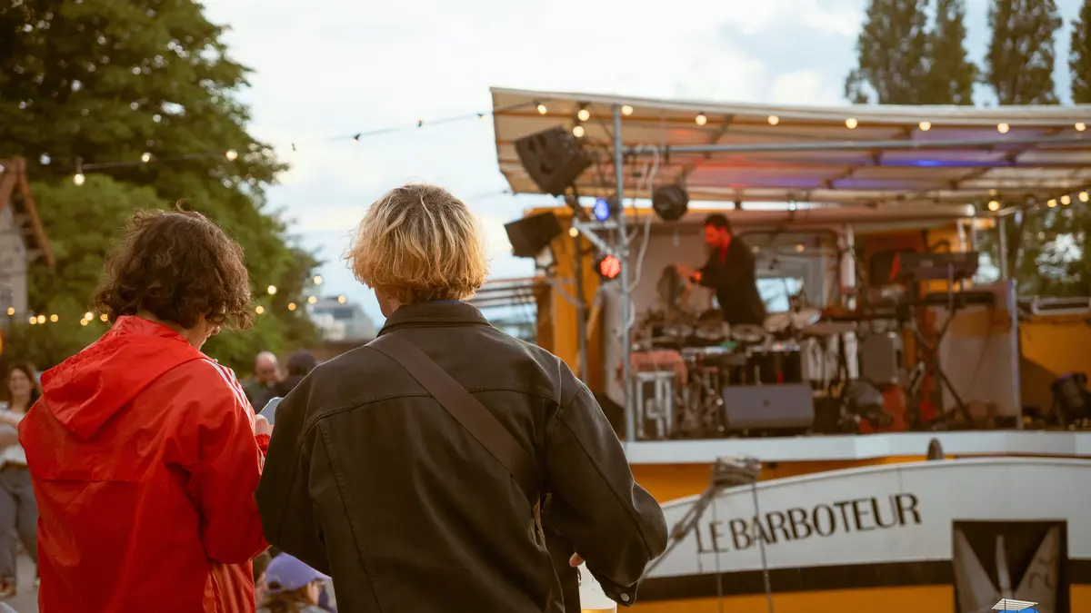 Le Beau Dimanche : Harissa (Live)