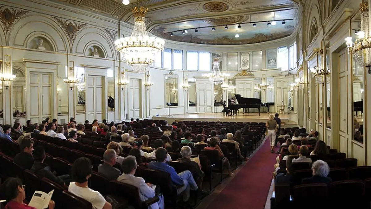 Salle de l'Institut