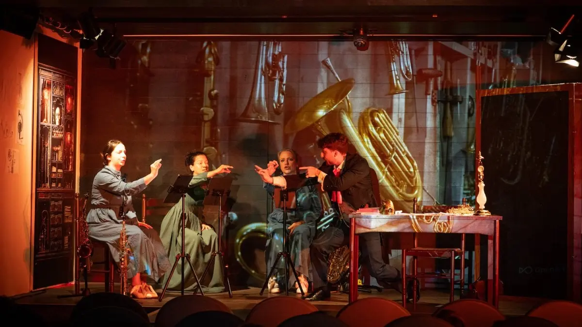 L'histoire d'Adoplhe Sax, le génial inventeur et défenseur de la place des femmes.