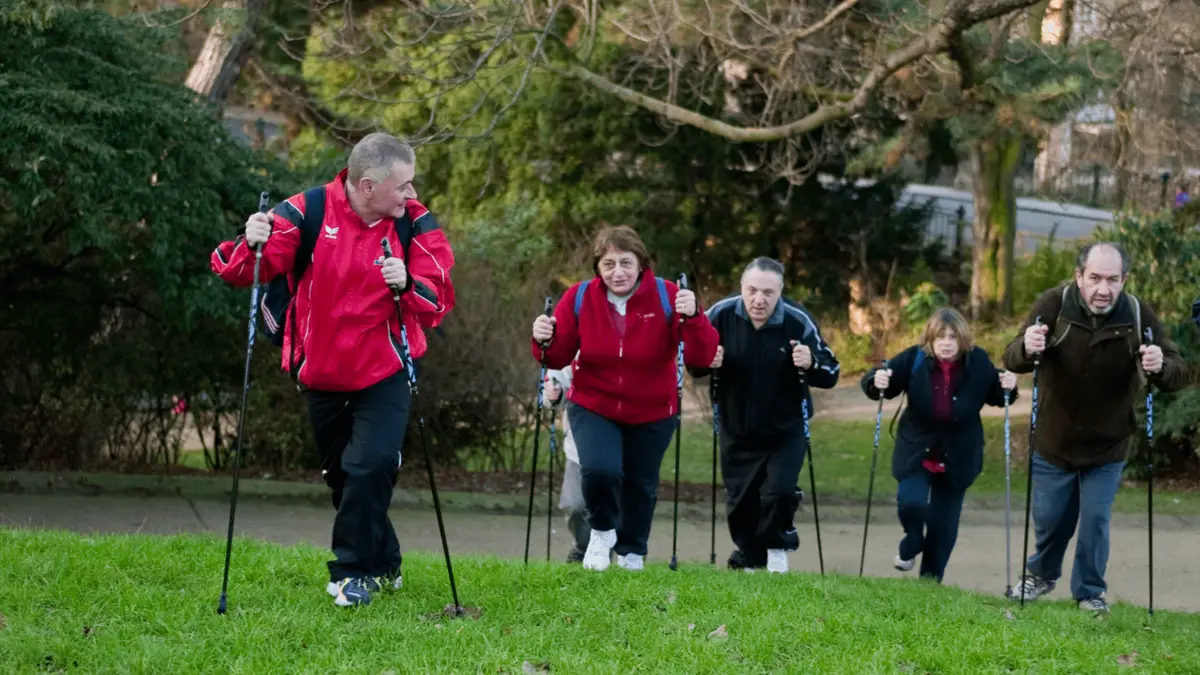 Paris sport proximité : marche sportive et préparation physique générale (PPG) au centre sportif Jules Ladoumègue