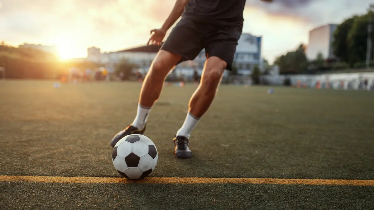 Paris sport dimanches : Football et renforcement musculaire au TEP Angélique Duchemin (ex- Amandiers)