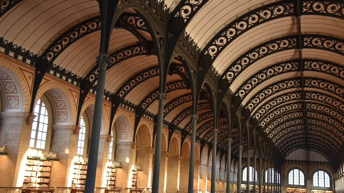 Libérez votre créativité dans les ateliers d'écriture de la bibliothèque Sainte-Geneviève